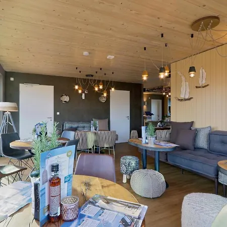 2 Bedroom Cozy In Lembruch-duemmer Apartment